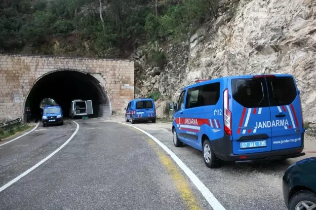 Son dakika haberi! Otel çalışanı genç başından vurulmuş halde bulundu Son dakika haberi! Otel çalışanı genç başından vurulmuş halde bulundu
