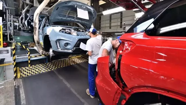 Otomotivde çip krizi giderek büyüyor! Suzuki Japonya'daki üç fabrikasından ikisinde üretimi durdurdu Otomotivde çip krizi giderek büyüyor! Suzuki Japonya'daki üç fabrikasından ikisinde üretimi durdurdu