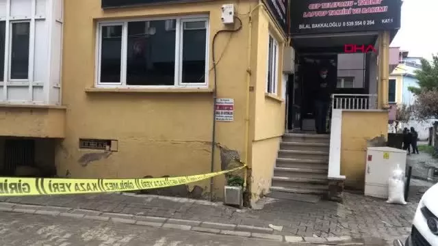SAKARYA Telefon tamircisi dükkanında ölü bulundu SAKARYA Telefon tamircisi dükkanında ölü bulundu
