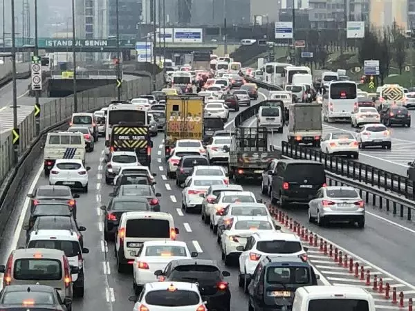 ŞİŞLİ, EYÜPSULTAN, GAZİOSMANPAŞA...TRAFİK GÜRÜLTÜSÜ KALP HASTALIĞI RİSKİNİ ARTIRIYOR ŞİŞLİ, EYÜPSULTAN, GAZİOSMANPAŞA...TRAFİK GÜRÜLTÜSÜ KALP HASTALIĞI RİSKİNİ ARTIRIYOR