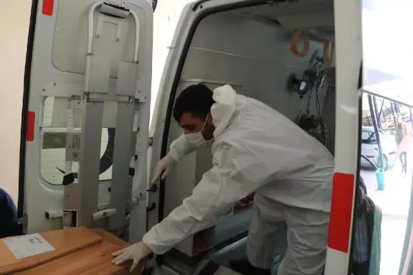 Son dakika haberleri: ŞANLIURFA Şivan Perver'in kardeşinin cenazesi Belçika'dan Şanlıurfa'ya getirildi Son dakika haberleri: ŞANLIURFA Şivan Perver'in kardeşinin cenazesi Belçika'dan Şanlıurfa'ya getirildi