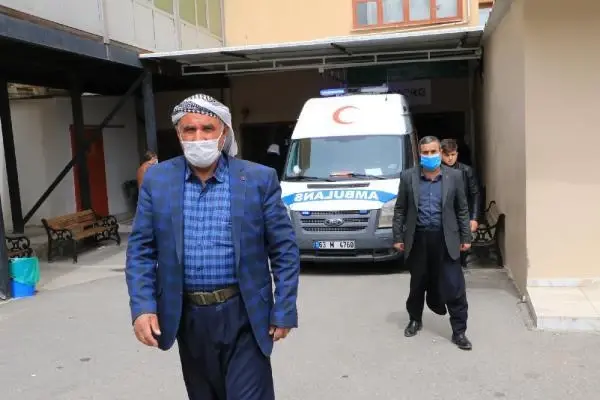 Son dakika haberleri: ŞANLIURFA Şivan Perver'in kardeşinin cenazesi Belçika'dan Şanlıurfa'ya getirildi Son dakika haberleri: ŞANLIURFA Şivan Perver'in kardeşinin cenazesi Belçika'dan Şanlıurfa'ya getirildi