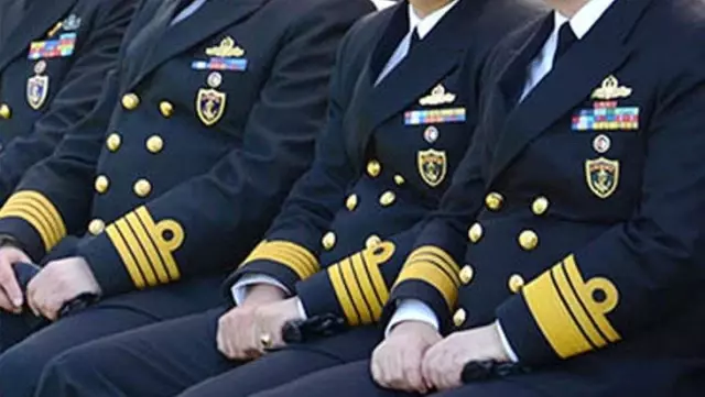 Soruşturma kapsamında gözaltına alınan amirallere bu 3 kritik soru yöneltilecek Soruşturma kapsamında gözaltına alınan amirallere bu 3 kritik soru yöneltilecek