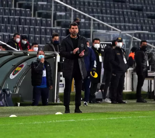 Fenerbahçe sahasında karşılaştığı Denizlispor'u 1-0 mağlup etti Fenerbahçe sahasında karşılaştığı Denizlispor'u 1-0 mağlup etti
