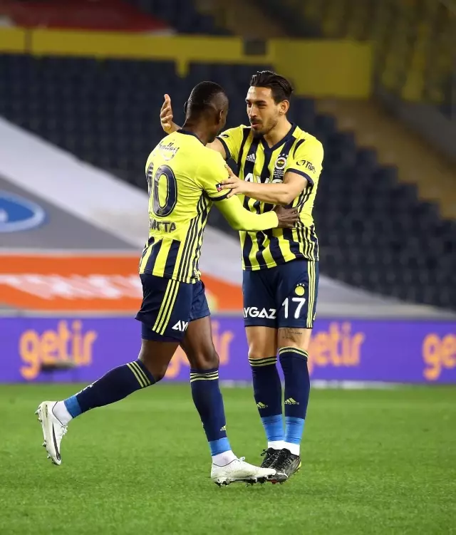 Fenerbahçe sahasında karşılaştığı Denizlispor'u 1-0 mağlup etti Fenerbahçe sahasında karşılaştığı Denizlispor'u 1-0 mağlup etti