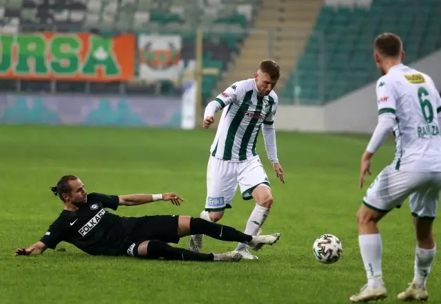 TFF 1. Lig: Bursaspor: 1 Altay: 3