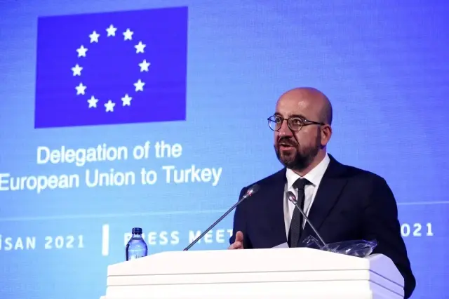 Son dakika haber... AB Komisyonu Başkanı Leyen: 'Türkiye, aslında yapıcı bir şekilde tekrar ilişki kurmak istediğini gösterdi' Son dakika haber... AB Komisyonu Başkanı Leyen: 'Türkiye, aslında yapıcı bir şekilde tekrar ilişki kurmak istediğini gösterdi'
