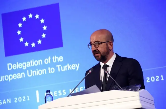 Son dakika haber... AB Komisyonu Başkanı Leyen: 'Türkiye, aslında yapıcı bir şekilde tekrar ilişki kurmak istediğini gösterdi' Son dakika haber... AB Komisyonu Başkanı Leyen: 'Türkiye, aslında yapıcı bir şekilde tekrar ilişki kurmak istediğini gösterdi'