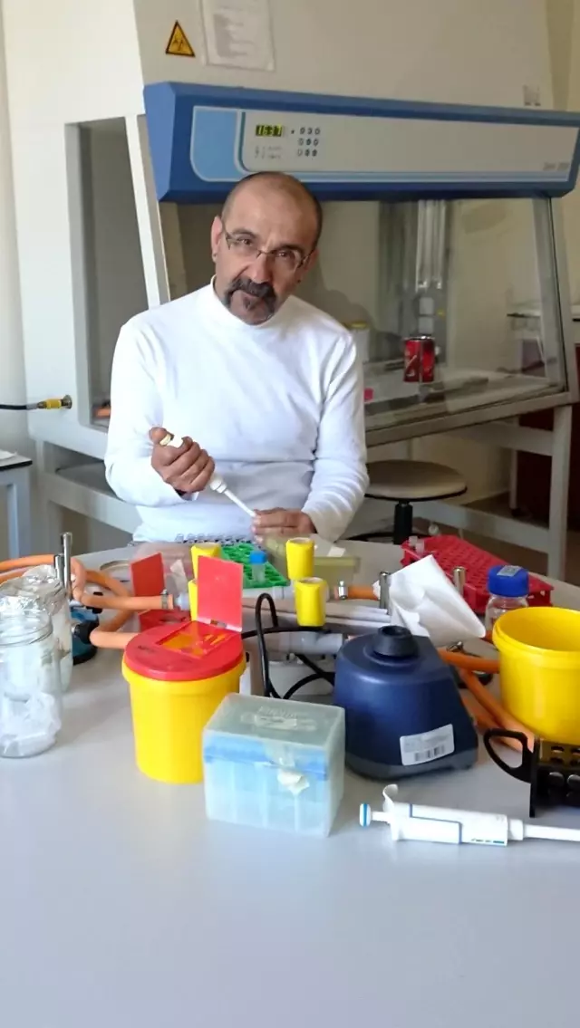 ADÜ Öğretim Üyeleri Sağlık ve Tarım Bakanlığı Komisyonlarında görevlendirildi ADÜ Öğretim Üyeleri Sağlık ve Tarım Bakanlığı Komisyonlarında görevlendirildi