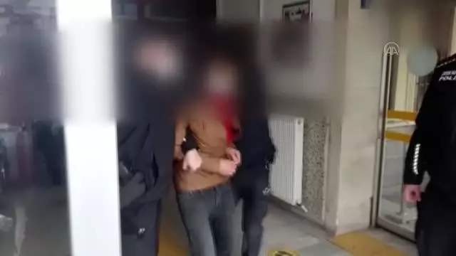 Son dakika haber... AFYONKARAHİSAR - Polise zorluk çıkaran 3 zanlı tutuklandı Son dakika haber... AFYONKARAHİSAR - Polise zorluk çıkaran 3 zanlı tutuklandı