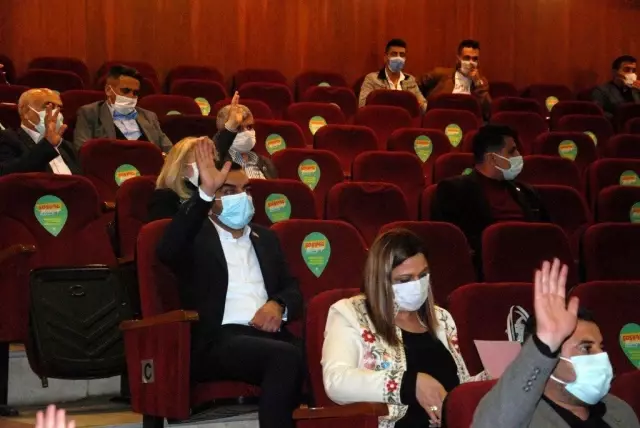 Akay: 'Görünmez düşmana karşı popülist söylemlerden kaçınmalıyız' Akay: 'Görünmez düşmana karşı popülist söylemlerden kaçınmalıyız'