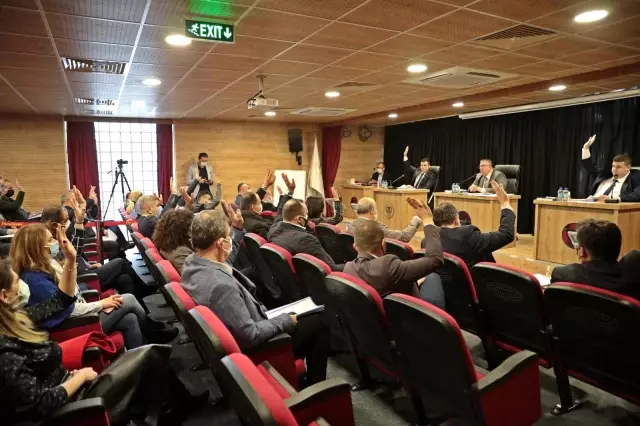 Akhisar Belediye Meclisi ilk kez Uğur Mumcu Kültür ve Sanat Merkezi'nde toplandı Akhisar Belediye Meclisi ilk kez Uğur Mumcu Kültür ve Sanat Merkezi'nde toplandı