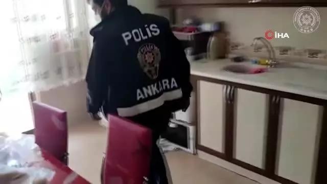 Ankara'da kaçakçılık suçundan bir haftada 24 kişi gözaltına alındı Ankara'da kaçakçılık suçundan bir haftada 24 kişi gözaltına alındı