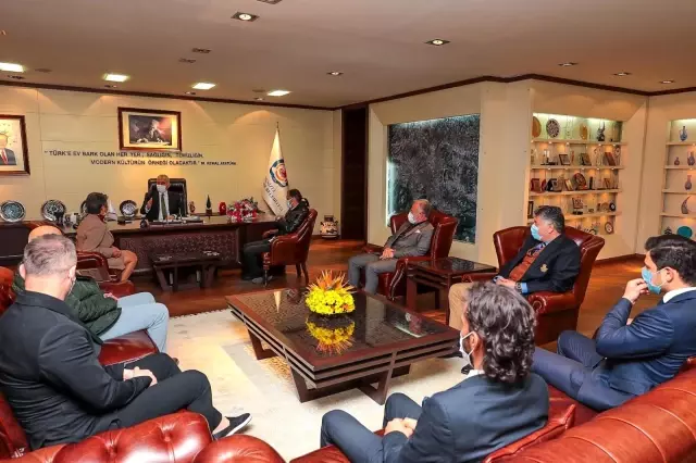 ASKF'nin yeni yönetimi Başkan Zolan ile görüştü ASKF'nin yeni yönetimi Başkan Zolan ile görüştü