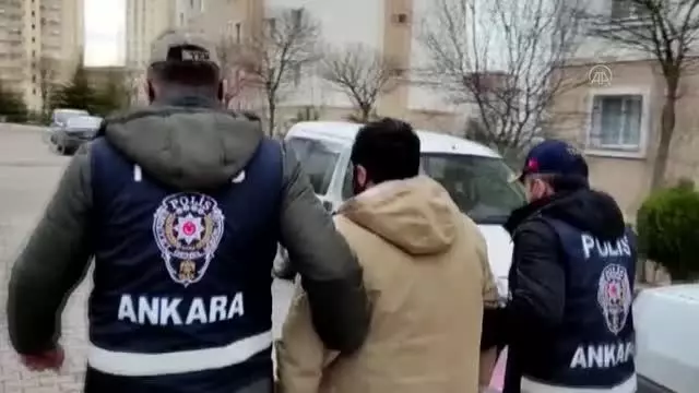 Astsubay eğitim kursu sınav sorularının FETÖ'ye sızdırılması soruşturmasında 13 gözaltı Astsubay eğitim kursu sınav sorularının FETÖ'ye sızdırılması soruşturmasında 13 gözaltı
