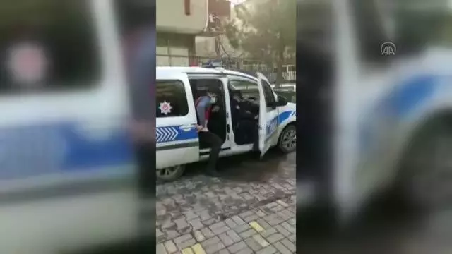 Son dakika gündem: Ataşehir'de çarptığı kadının otobüsün altına sürüklenerek ölümüne neden olan sürücü yakalandı Son dakika gündem: Ataşehir'de çarptığı kadının otobüsün altına sürüklenerek ölümüne neden olan sürücü yakalandı
