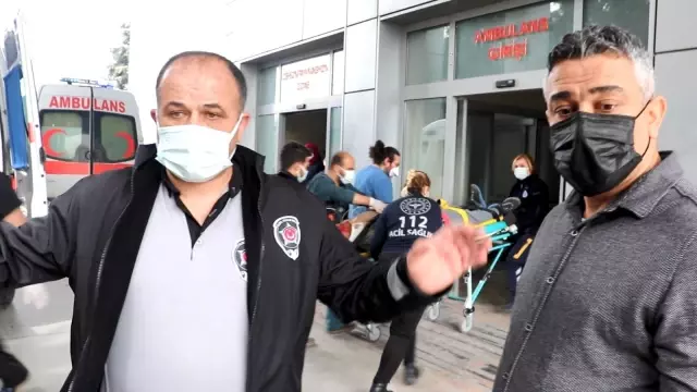 Çatıda babasına yardım etmek isterken düşerek ağır yaralandı Çatıda babasına yardım etmek isterken düşerek ağır yaralandı