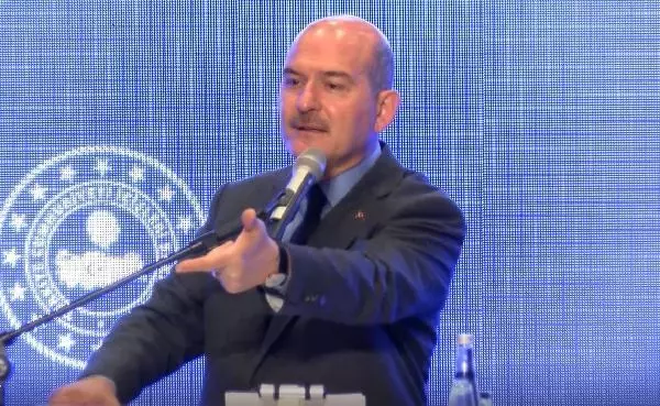 Son dakika haberleri... Bakan Soylu: Birilerinin küçük kafalarına uyup geriye gidemeyiz Son dakika haberleri... Bakan Soylu: Birilerinin küçük kafalarına uyup geriye gidemeyiz