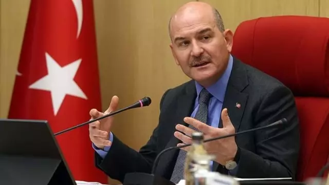 Darbeyi zihninden geçirenlere tarihin en büyük cezasını vermezsek bu millet bize 'sizden bir şey olmaz' desin Darbeyi zihninden geçirenlere tarihin en büyük cezasını vermezsek bu millet bize 'sizden bir şey olmaz' desin