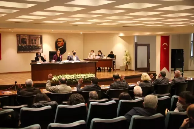 Başkan Sengel, pandemi nedeniyle zor durumda olan esnafa dikkat çekti Başkan Sengel, pandemi nedeniyle zor durumda olan esnafa dikkat çekti
