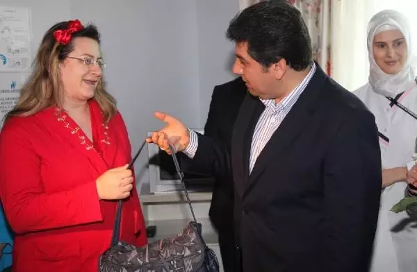 'Bebeklere destek hizmeti rutin hizmetimiz' 'Bebeklere destek hizmeti rutin hizmetimiz'