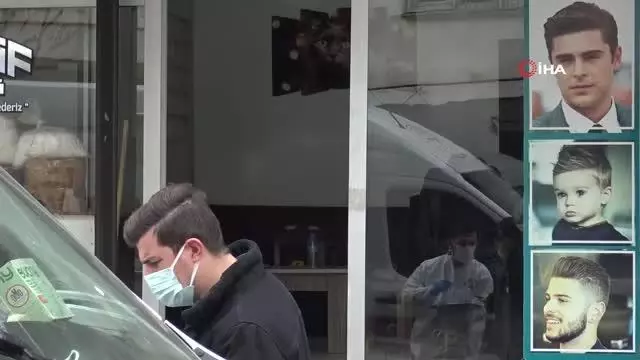 Son dakika haberleri: Berber dükkanına silahlı saldırı: 1 ölü, 1 yaralı Son dakika haberleri: Berber dükkanına silahlı saldırı: 1 ölü, 1 yaralı