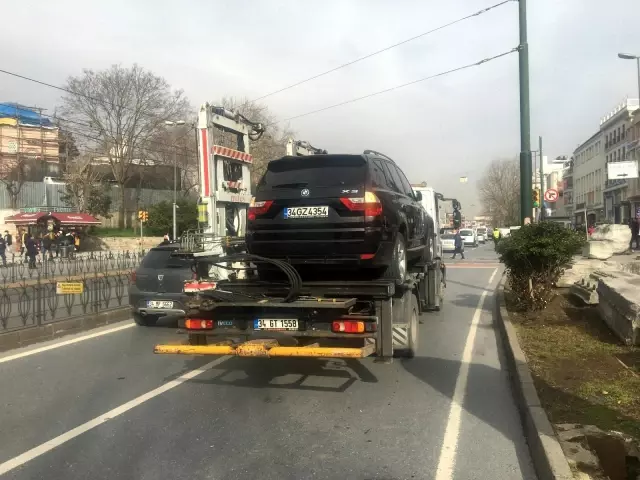 Beyazıt'ta trafik kabusunu önlemek için denetim yapıldı Beyazıt'ta trafik kabusunu önlemek için denetim yapıldı