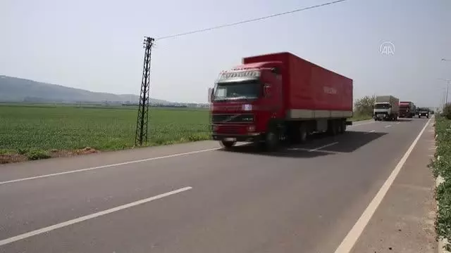 Birleşmiş Milletler, İdlib'e 88 tır insani yardım gönderdi Birleşmiş Milletler, İdlib'e 88 tır insani yardım gönderdi
