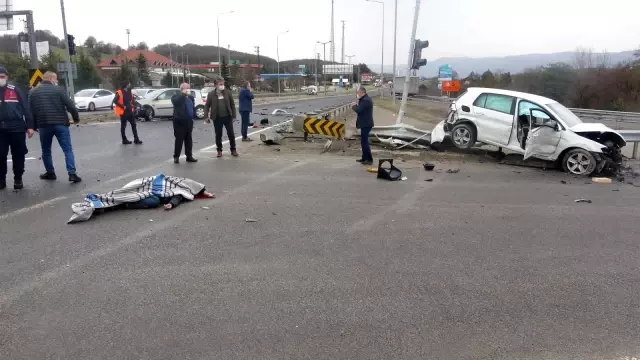 Son dakika haberi | İki aracın çarpıştığı feci kazada: 1 ölü, 3 yaralı Son dakika haberi | İki aracın çarpıştığı feci kazada: 1 ölü, 3 yaralı
