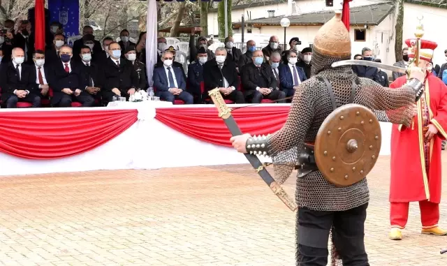 BURSA'NIN FETHİNİN 695'İNCİ YILDÖNÜMÜ KUTLANDI BURSA'NIN FETHİNİN 695'İNCİ YILDÖNÜMÜ KUTLANDI