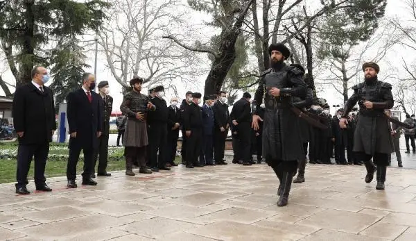 BURSA'NIN FETHİNİN 695'İNCİ YILDÖNÜMÜ KUTLANDI BURSA'NIN FETHİNİN 695'İNCİ YILDÖNÜMÜ KUTLANDI
