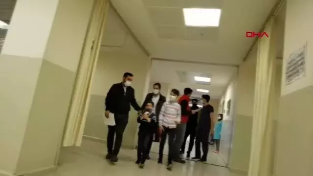 BURSA PARKTA OYUN OYNARKEN PARMAĞI KOPTU BURSA PARKTA OYUN OYNARKEN PARMAĞI KOPTU