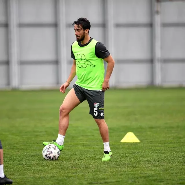 Bursaspor'da Ümraniyespor maçı hazırlıkları başladı Bursaspor'da Ümraniyespor maçı hazırlıkları başladı
