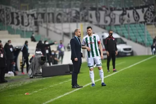 Bursaspor'un Play-Off umutları azaldı Bursaspor'un Play-Off umutları azaldı