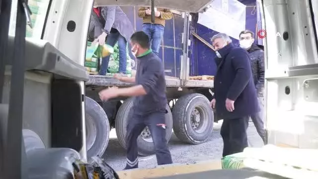 Büyükşehir'in kırsal kalkınma hamlesi ile başkentli çiftçilerin yüzü gülüyor Büyükşehir'in kırsal kalkınma hamlesi ile başkentli çiftçilerin yüzü gülüyor