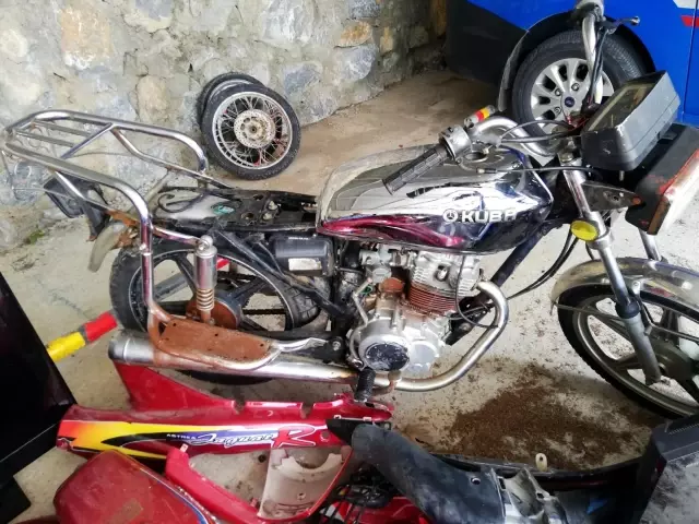 Çanakkale'de motosiklet hırsızlığı: 2 gözaltı Çanakkale'de motosiklet hırsızlığı: 2 gözaltı
