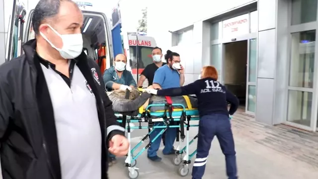 Çatıda babasına yardım etmek isterken düşerek ağır yaralandı Çatıda babasına yardım etmek isterken düşerek ağır yaralandı