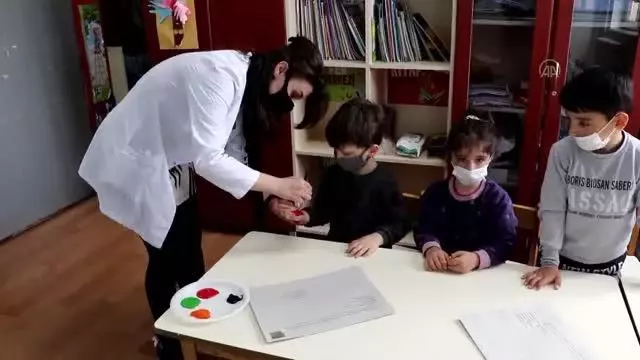 Son dakika haberleri! Çocukların yaptığı '23 Nisan' resimleri Cumhurbaşkanı, Milli Eğitim Bakanı ve milletvekillerine gönderildi Son dakika haberleri! Çocukların yaptığı '23 Nisan' resimleri Cumhurbaşkanı, Milli Eğitim Bakanı ve milletvekillerine gönderildi