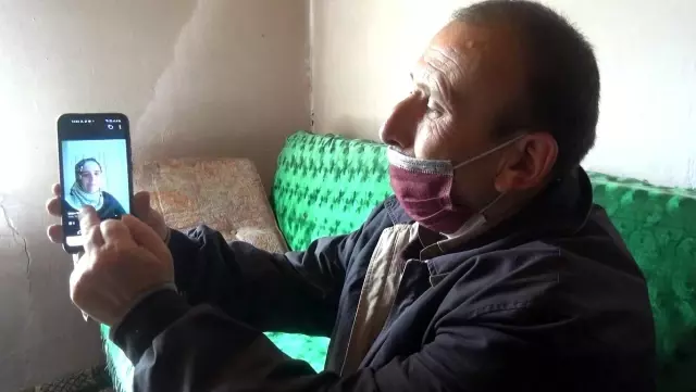 Çöp atmak için evden çıkan kadın kayıplara karıştı! Kocasının gözü yollarda kaldı Çöp atmak için evden çıkan kadın kayıplara karıştı! Kocasının gözü yollarda kaldı