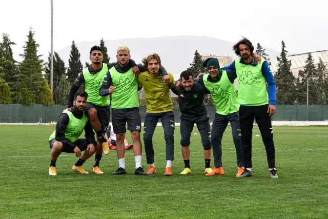Deplasmandan dönen Denizlispor, Kasımpaşa maçına hazırlanıyor Deplasmandan dönen Denizlispor, Kasımpaşa maçına hazırlanıyor