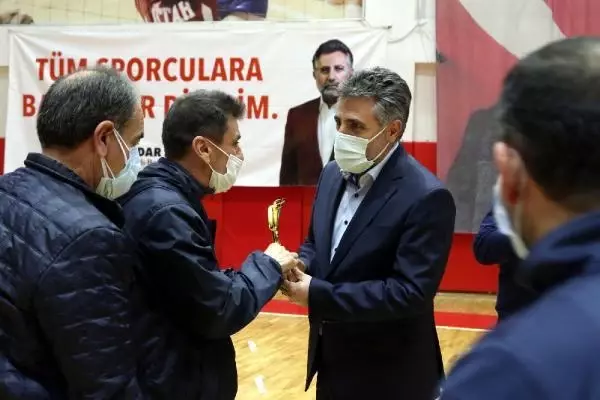 Deprem kurbanı futbolcu Malik Tahirler, turnuvayla anıldı