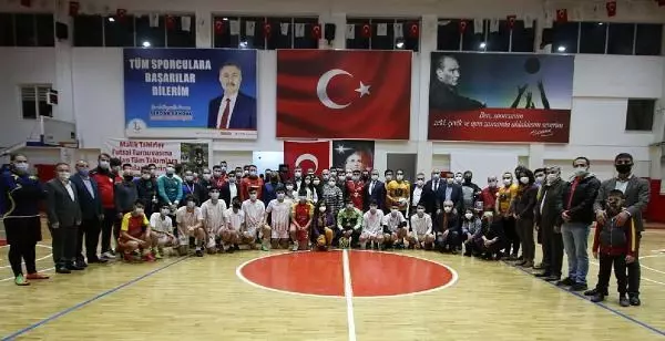 Deprem kurbanı futbolcu Malik Tahirler, turnuvayla anıldı