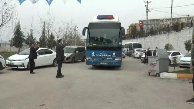 DEVA Partisi Genel Başkanı Babacan, partisinin il kongresine katıldı DEVA Partisi Genel Başkanı Babacan, partisinin il kongresine katıldı