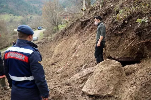 DEVREK'TE ROMA DÖNEMİNE AİT MEZAR BULUNDU DEVREK'TE ROMA DÖNEMİNE AİT MEZAR BULUNDU