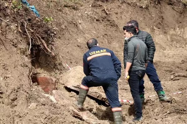 DEVREK'TE ROMA DÖNEMİNE AİT MEZAR BULUNDU DEVREK'TE ROMA DÖNEMİNE AİT MEZAR BULUNDU
