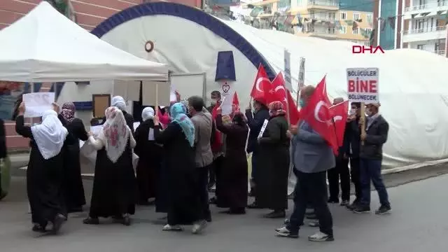 DİYARBAKIR HDP ÖNÜNDEKİ EYLEMDE 582'NCİ GÜN; AİLE SAYISI 222 OLDU DİYARBAKIR HDP ÖNÜNDEKİ EYLEMDE 582'NCİ GÜN; AİLE SAYISI 222 OLDU