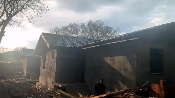 'Dünya Dostluk ve Barış Köyü'nde kaçak inşaat tepkisi 'Dünya Dostluk ve Barış Köyü'nde kaçak inşaat tepkisi