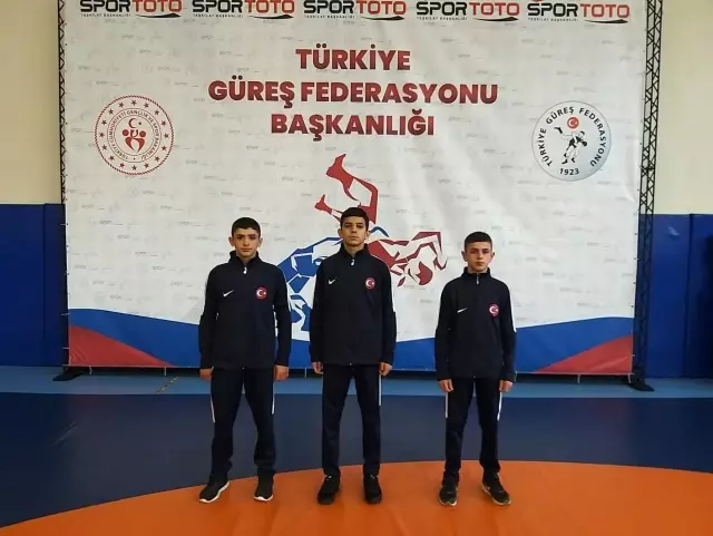 Düzceli 3 sporcu güreş milli takımına seçildi Düzceli 3 sporcu güreş milli takımına seçildi