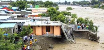 Son dakika haberi: Endonezya'daki sel ve heyelan felaketinde can kaybı 117'ye yükseldi