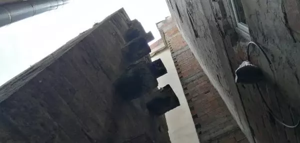 Peynirci ile tatlıcı arasına sıkışan tarihi su terazisi yeninden açılacak Peynirci ile tatlıcı arasına sıkışan tarihi su terazisi yeninden açılacak